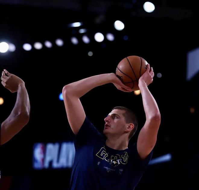 加时末段足总杯焦点战;丹佛掘金完成状态回暖;管理层满意;数据层面出现新趋势  加时末段足总杯焦点战;丹佛掘金完成状态回暖;管理层满意;数据层面出现新趋势