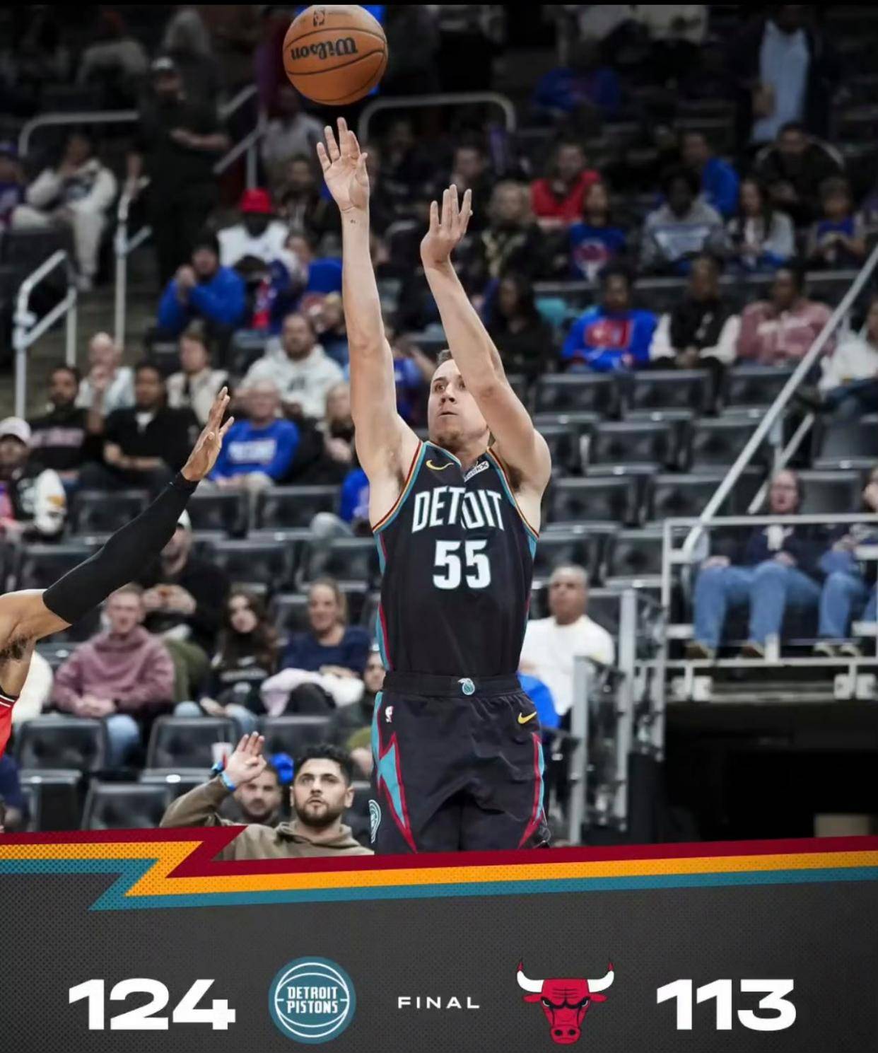 清晨底特律活塞备战CBA季后赛，回应争议细节曝光，震撼外界，轮换策略成焦点的简单介绍