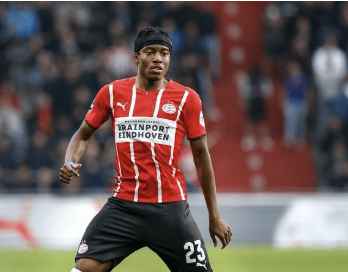 关于清晨纽卡斯尔备战荷甲，单刀错失细节曝光，球迷炸锅，资深球员宣示担当的信息-开元全站